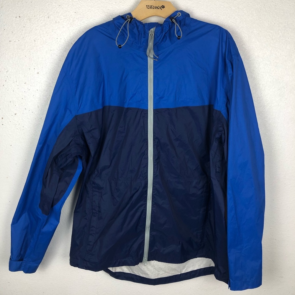 XERSION BLUE AND NAVY WATERPROOF WINDBREAKER